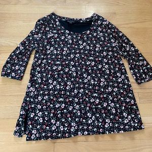 J Jill black floral tunic. Stretch. 3/4 sleeve. Rayon and spandex.